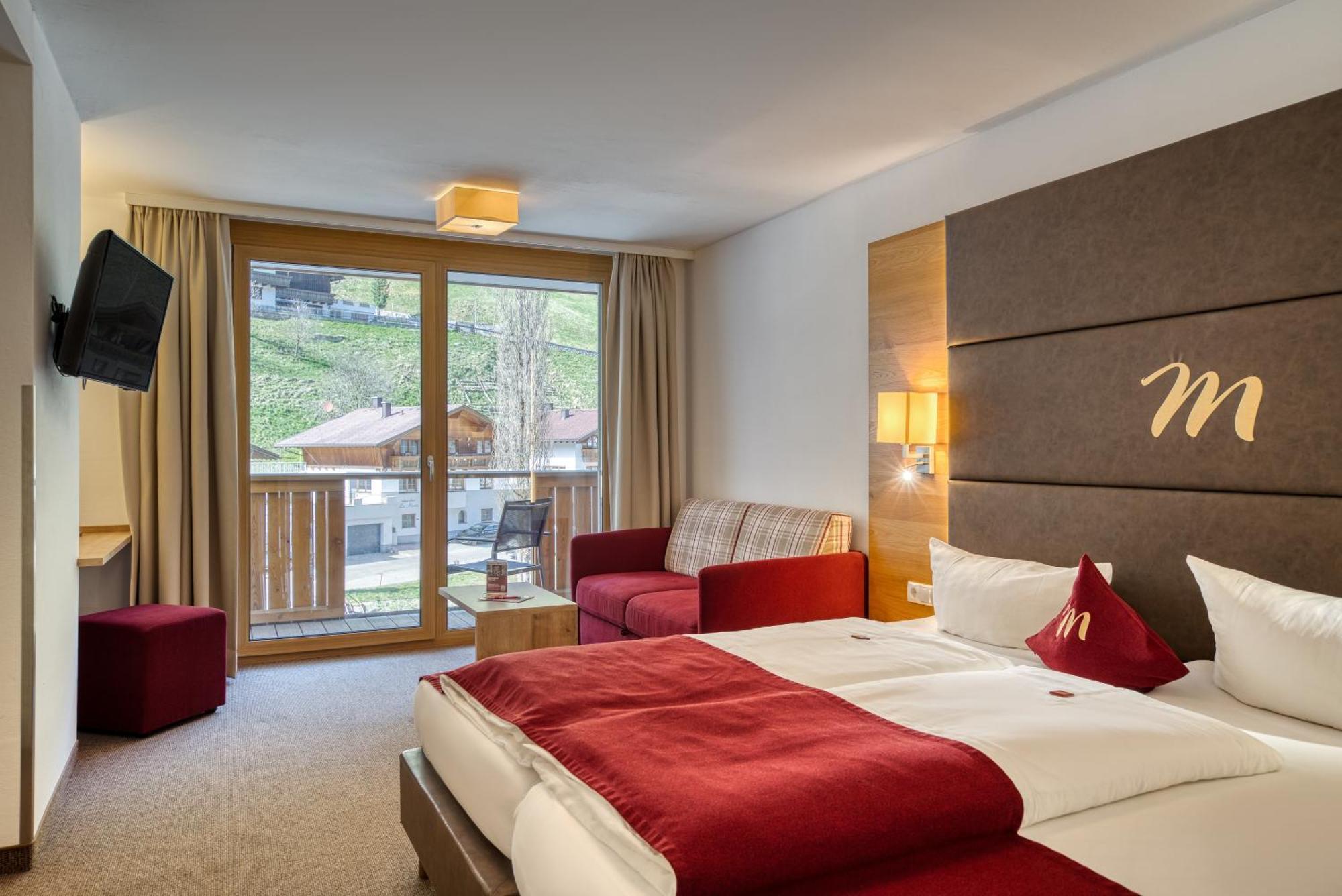 Mallaun Hotel.Erlebnis See Bagian luar foto